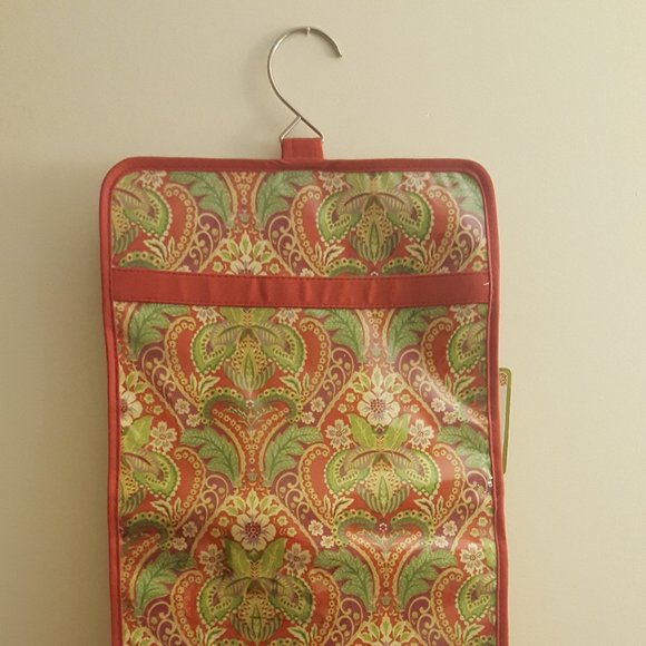 Hanging Cosmetic Organizer with velcro zip case - Picture 4 of 8